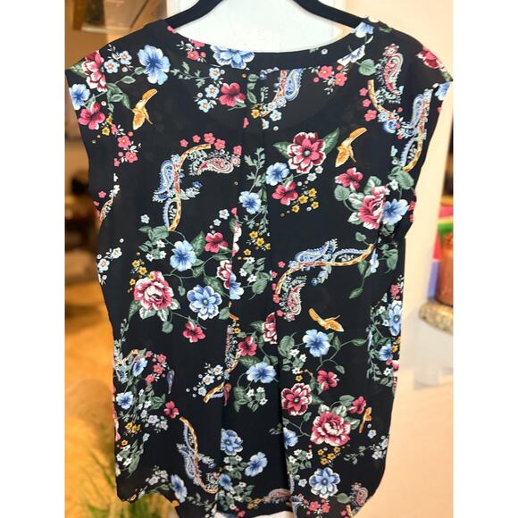 Pleione Black Floral Sleeveless Blouse Size Small 2-8 Pleated Bohemian - Picture 4 of 4